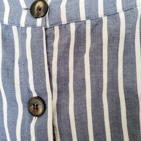 Altar'd State blue & white striped mini-skirt - Picture 4 of 5
